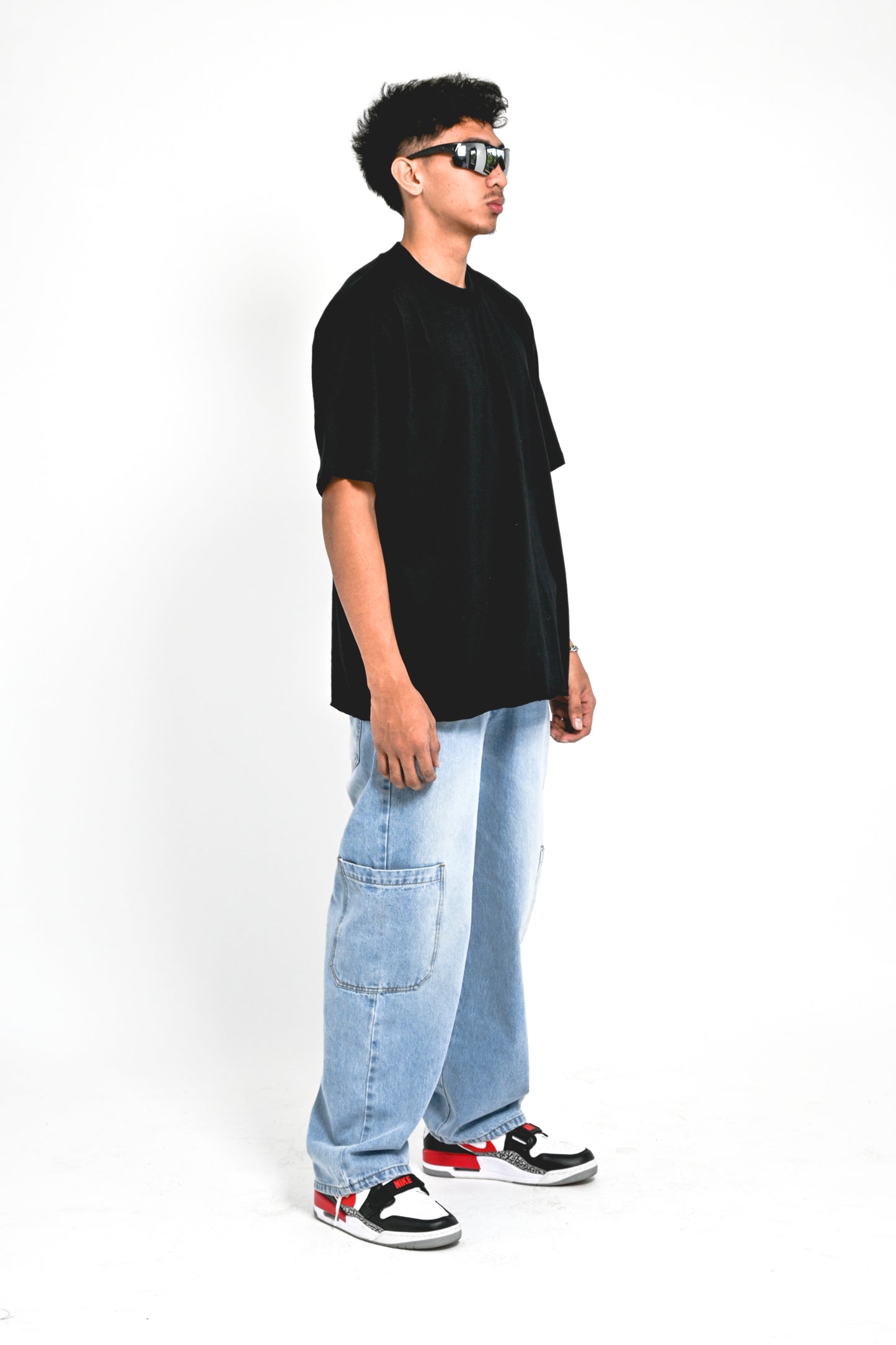 NBD OVERSIZED PLAIN TEES BLACK