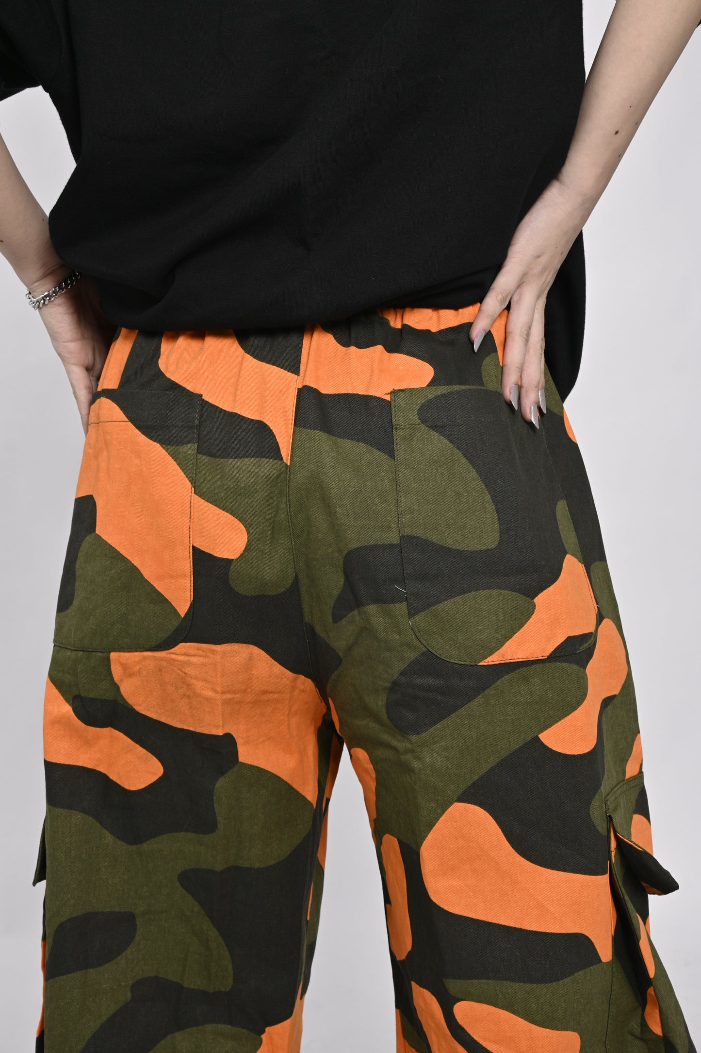 NBD CAMO PANTS WIDE LEG